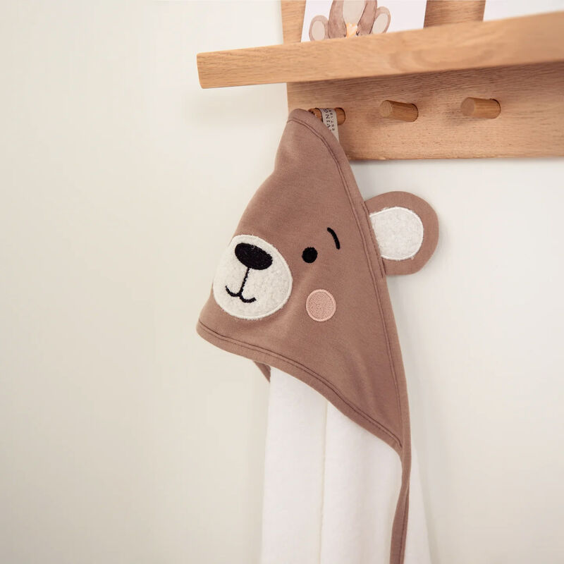 Living Textiles Hooded Towel image number 2